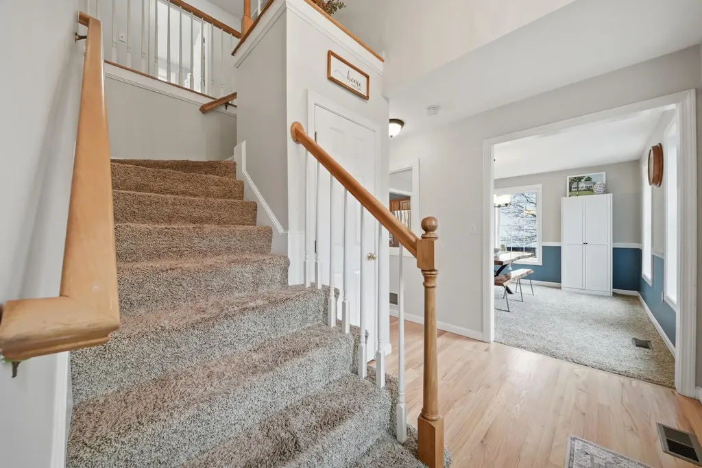 41 Drew Woods Drive Derry NH 03038