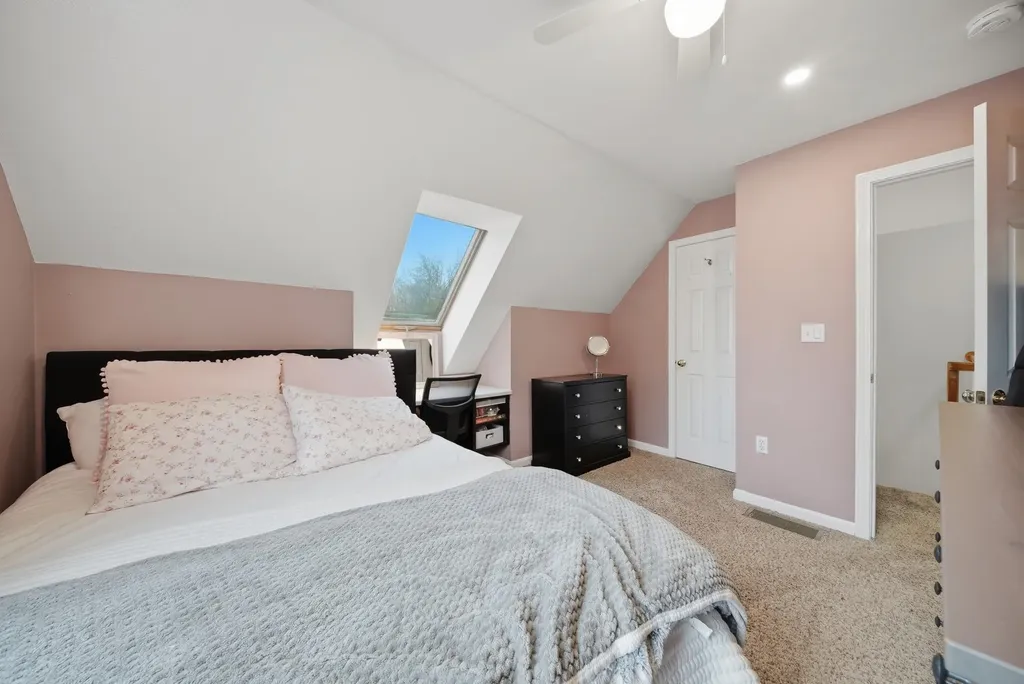 41 Drew Woods Drive Derry NH 03038