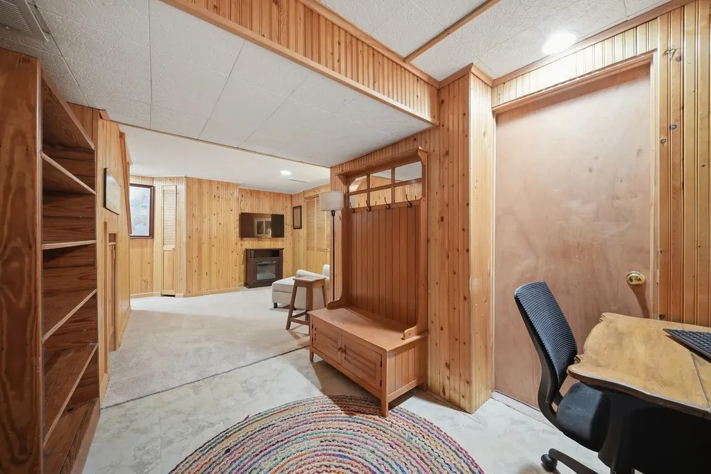 41 Drew Woods Drive Derry NH 03038