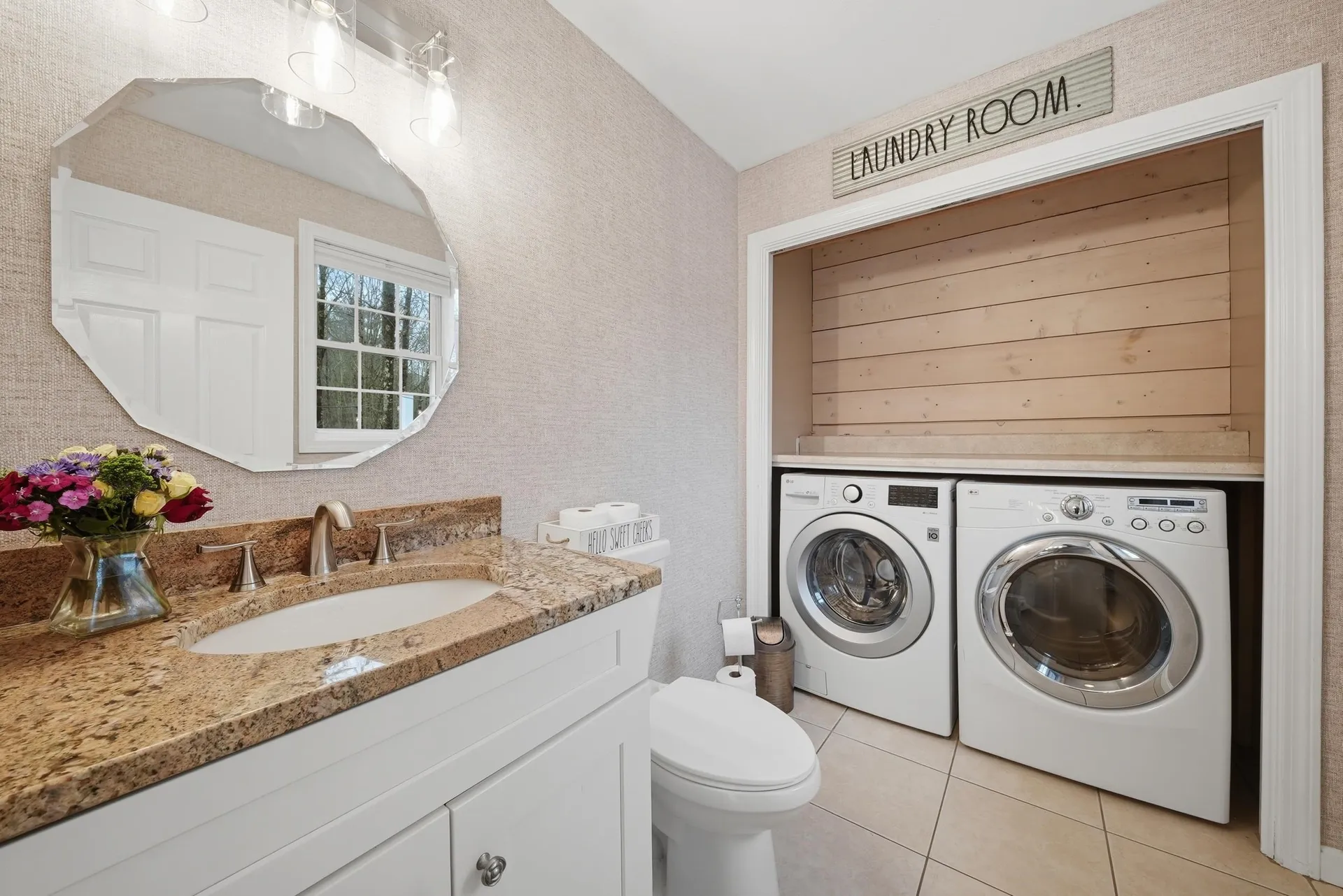 41 Drew Woods Drive Derry NH 03038