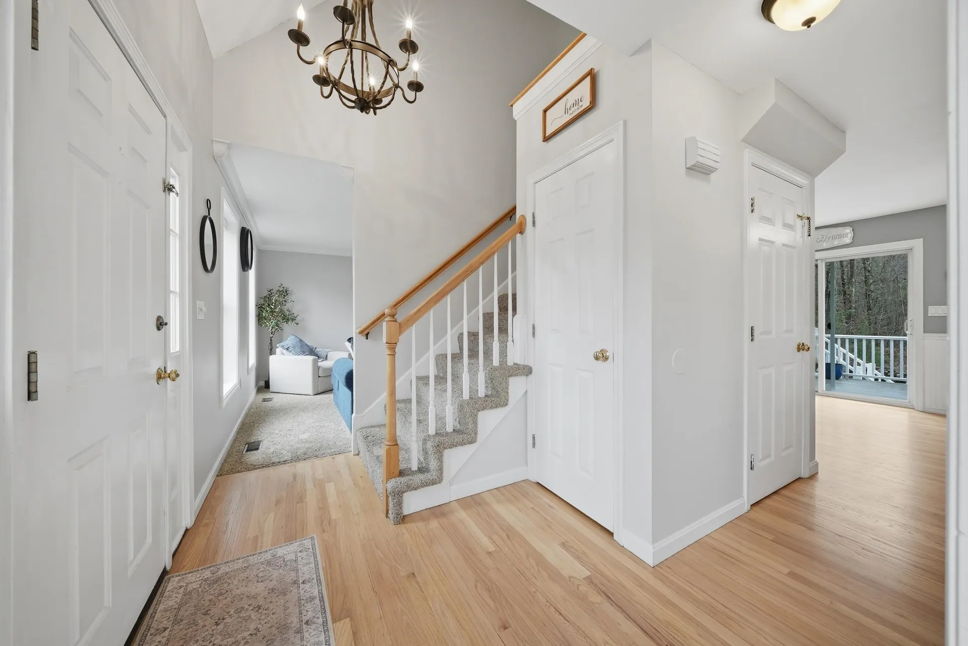 41 Drew Woods Drive Derry NH 03038