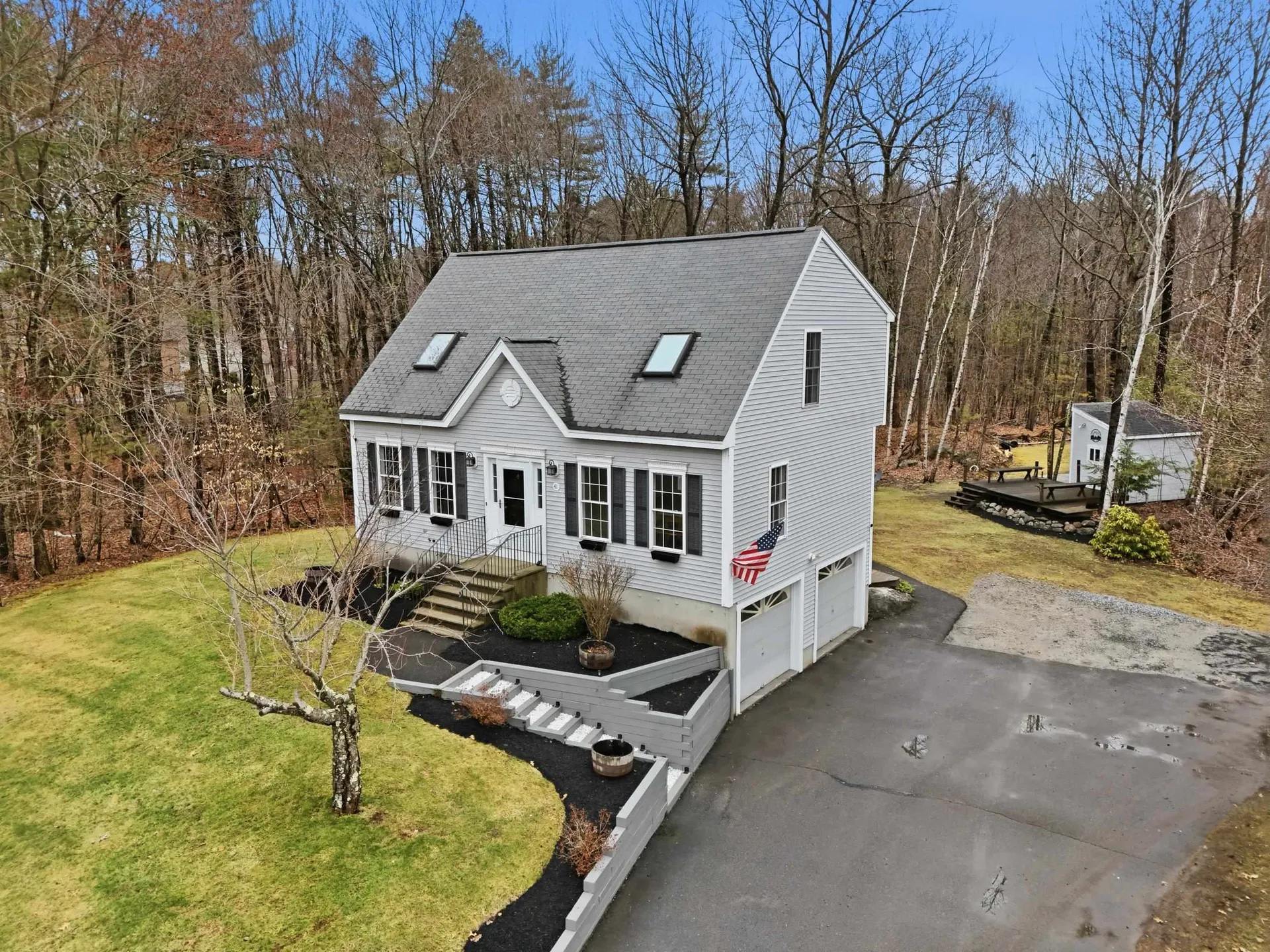 41 Drew Woods Drive Derry NH 03038