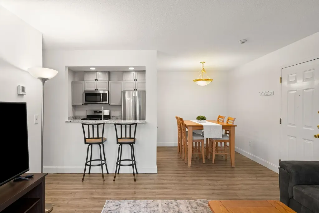 5 Bernards Road Merrimack NH 03054