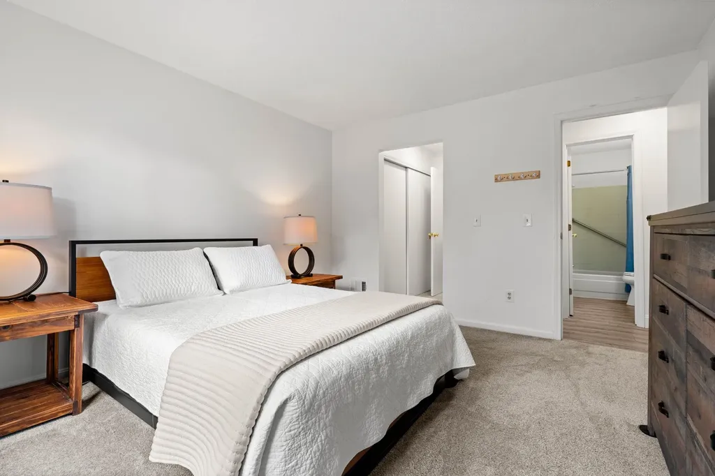 5 Bernards Road Merrimack NH 03054