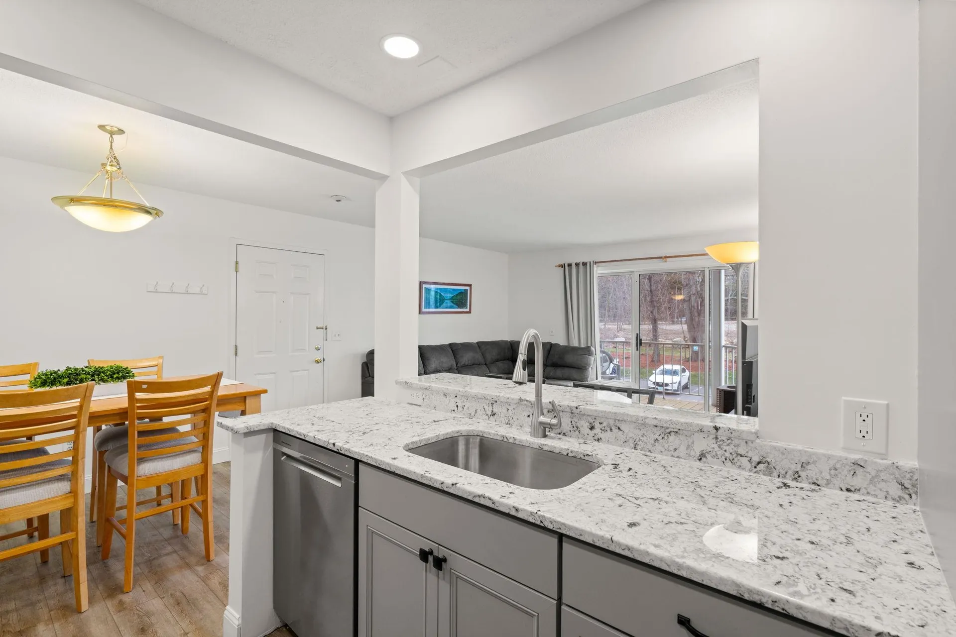 5 Bernards Road Merrimack NH 03054