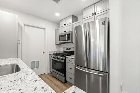 5 Bernards Road Merrimack NH 03054