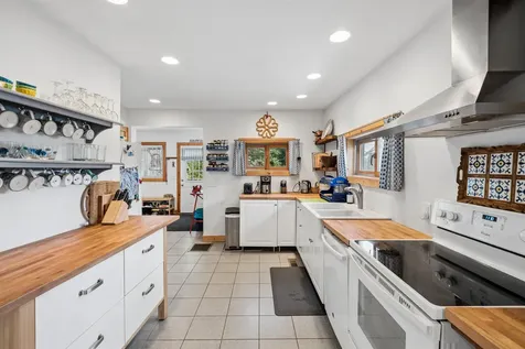 648 Route 103 Sunapee NH 03782