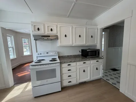 78 Central Street Brattleboro VT 05301