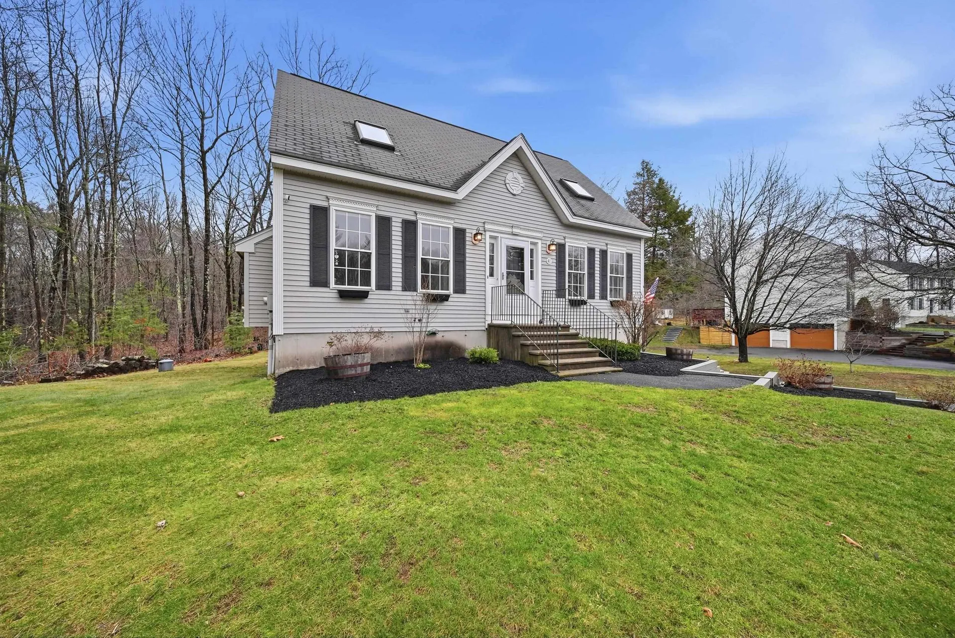 41 Drew Woods Drive Derry NH 03038