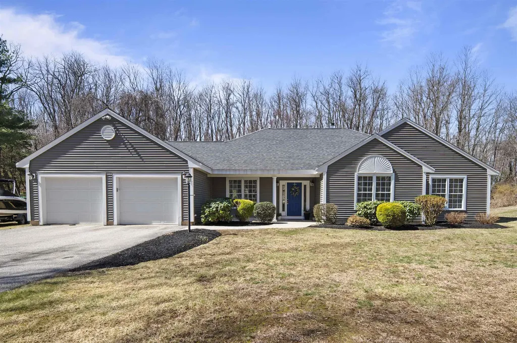 64 Cottage Road Kensington NH 03833