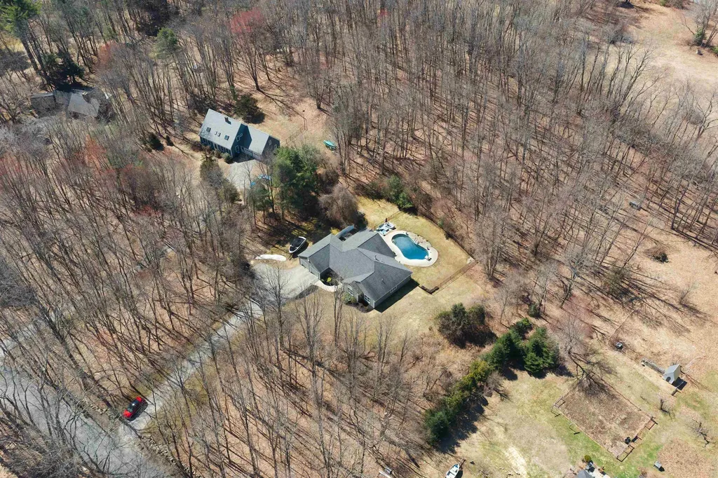 64 Cottage Road Kensington NH 03833
