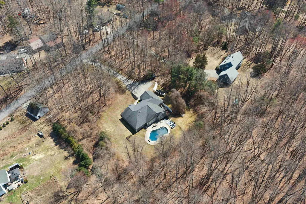 64 Cottage Road Kensington NH 03833