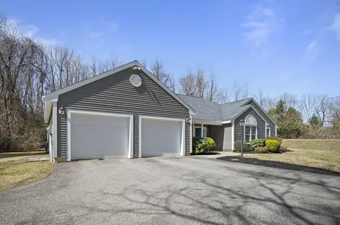 64 Cottage Road Kensington NH 03833