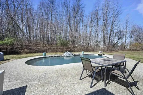 64 Cottage Road Kensington NH 03833