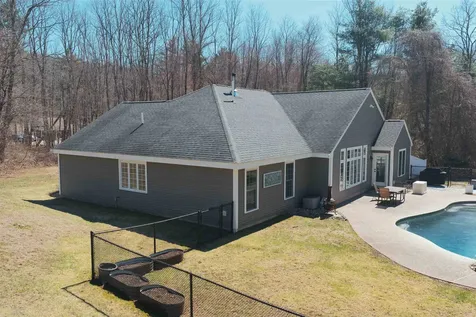 64 Cottage Road Kensington NH 03833