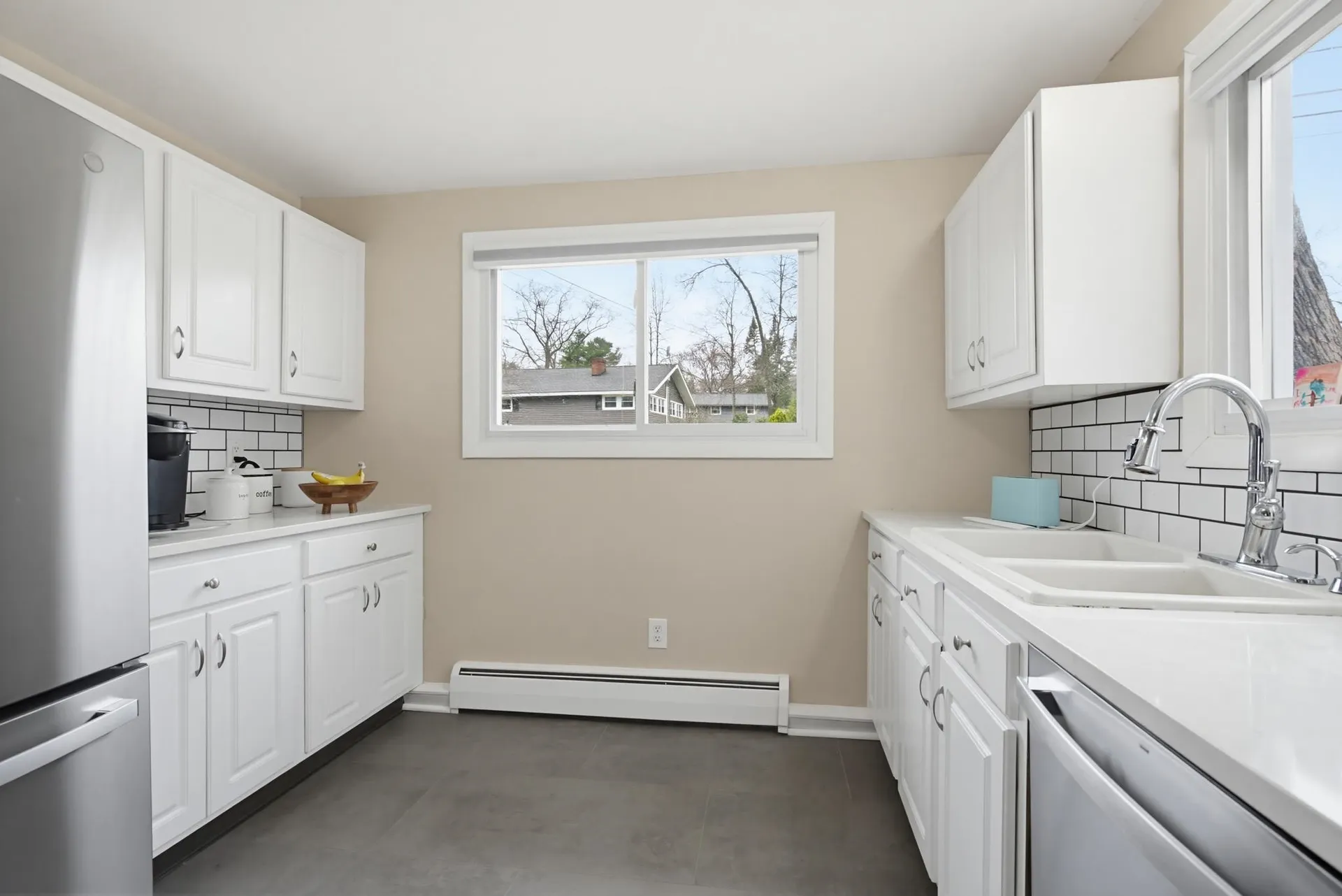 10 Weymouth Drive Nashua NH 03062