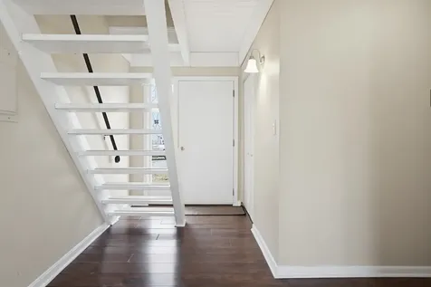 10 Weymouth Drive Nashua NH 03062