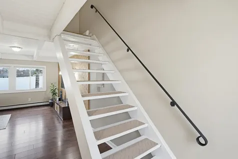 10 Weymouth Drive Nashua NH 03062