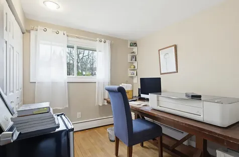 10 Weymouth Drive Nashua NH 03062