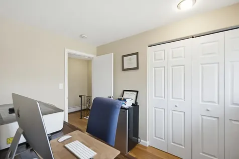 10 Weymouth Drive Nashua NH 03062