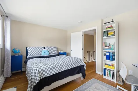 10 Weymouth Drive Nashua NH 03062