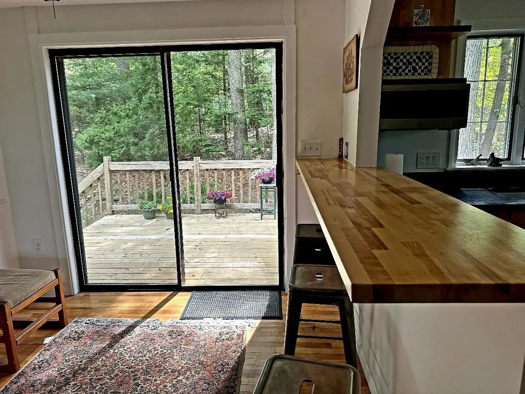 85 Taylor Street Nashua NH 03060