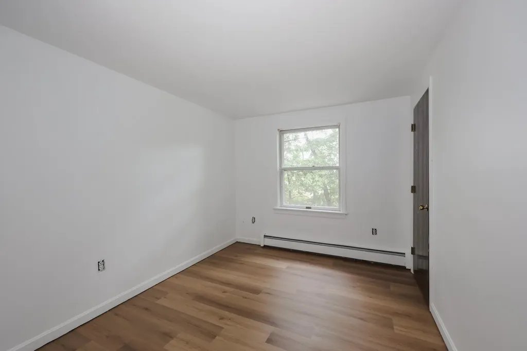 85 Taylor Street Nashua NH 03060