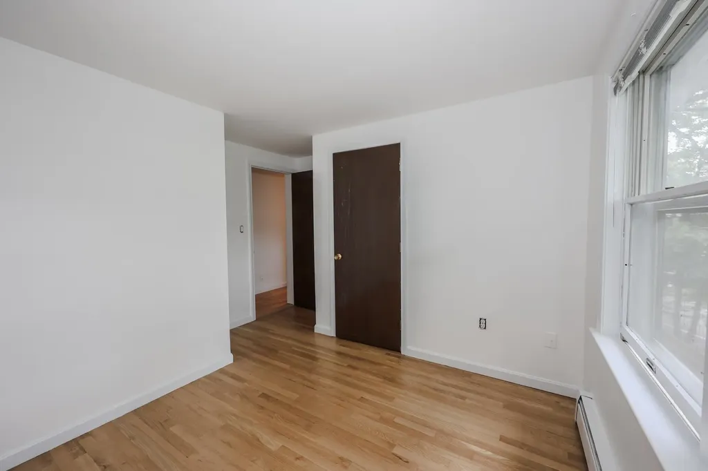 85 Taylor Street Nashua NH 03060