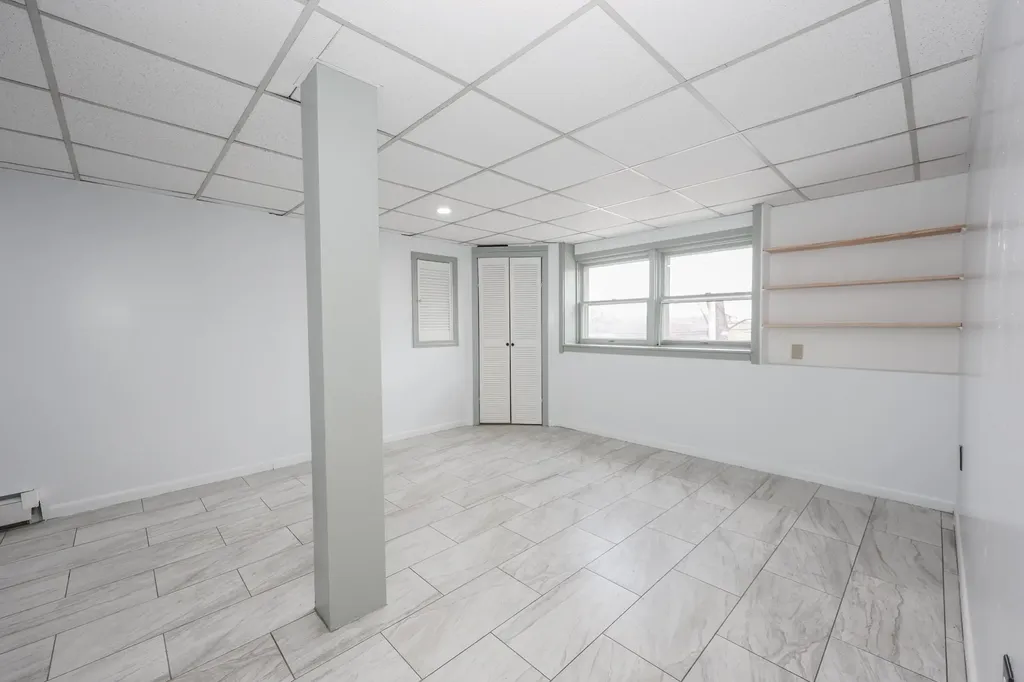 85 Taylor Street Nashua NH 03060