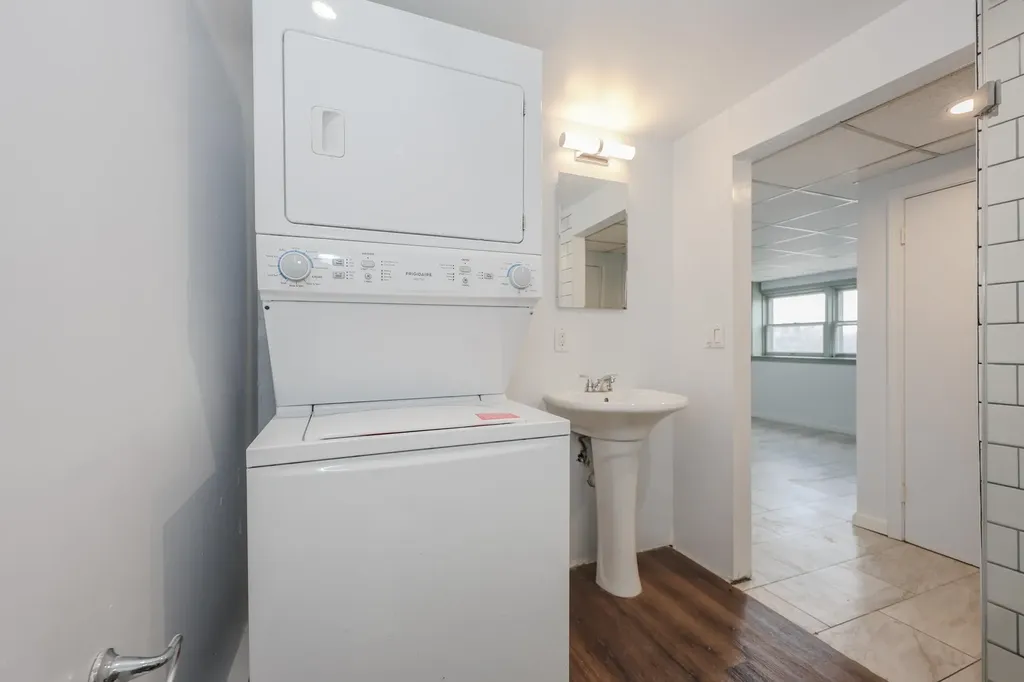 85 Taylor Street Nashua NH 03060