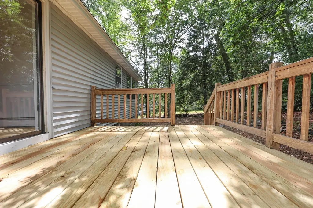 85 Taylor Street Nashua NH 03060