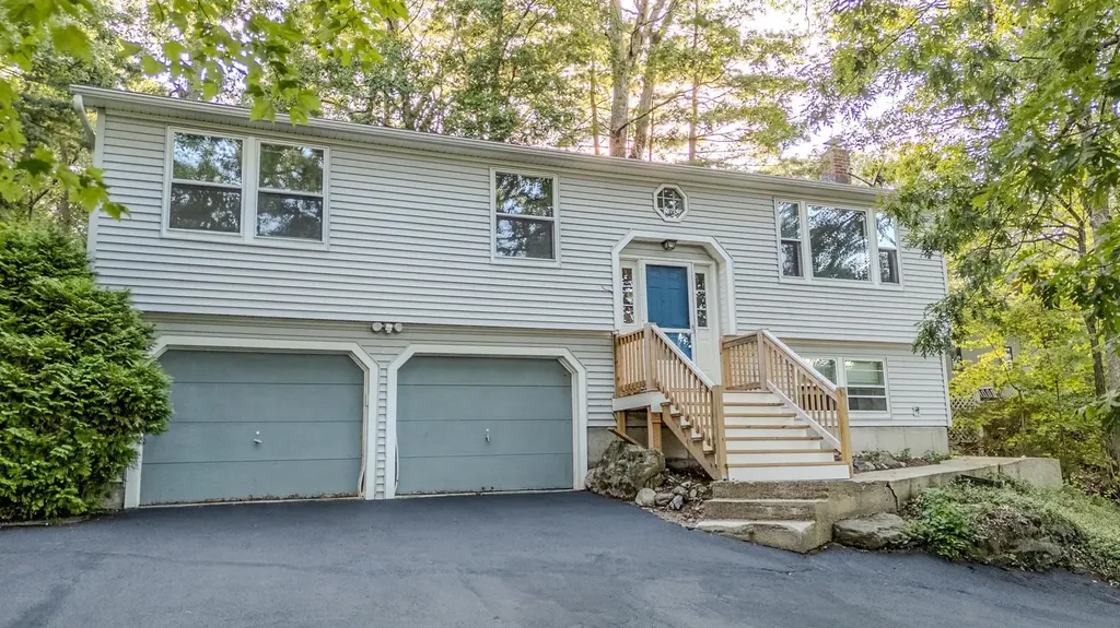 85 Taylor Street Nashua NH 03060