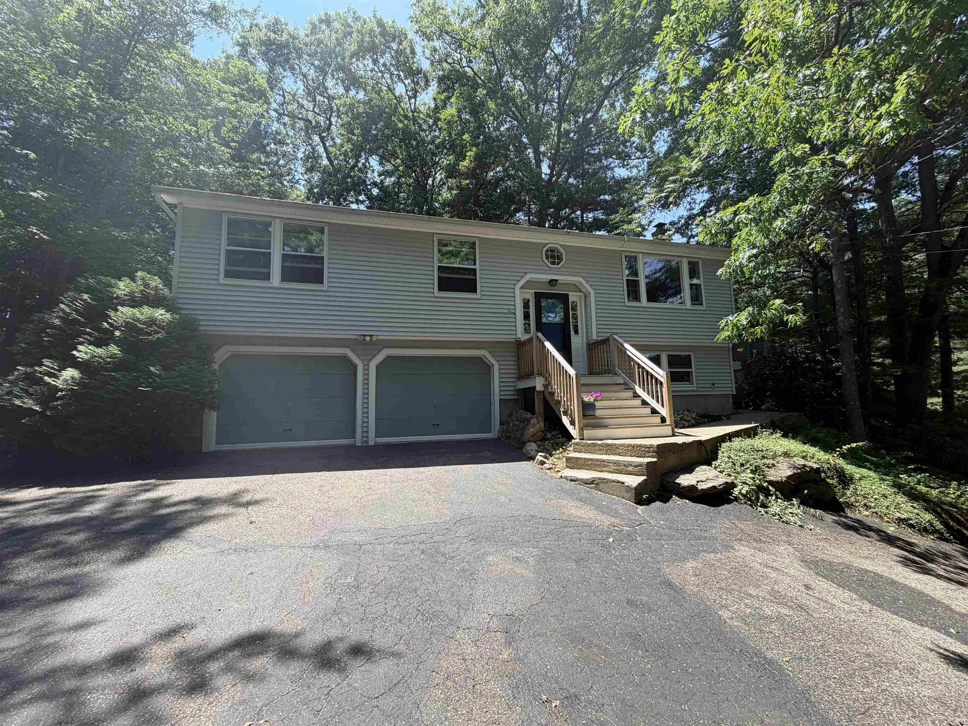 85 Taylor Street Nashua NH 03060