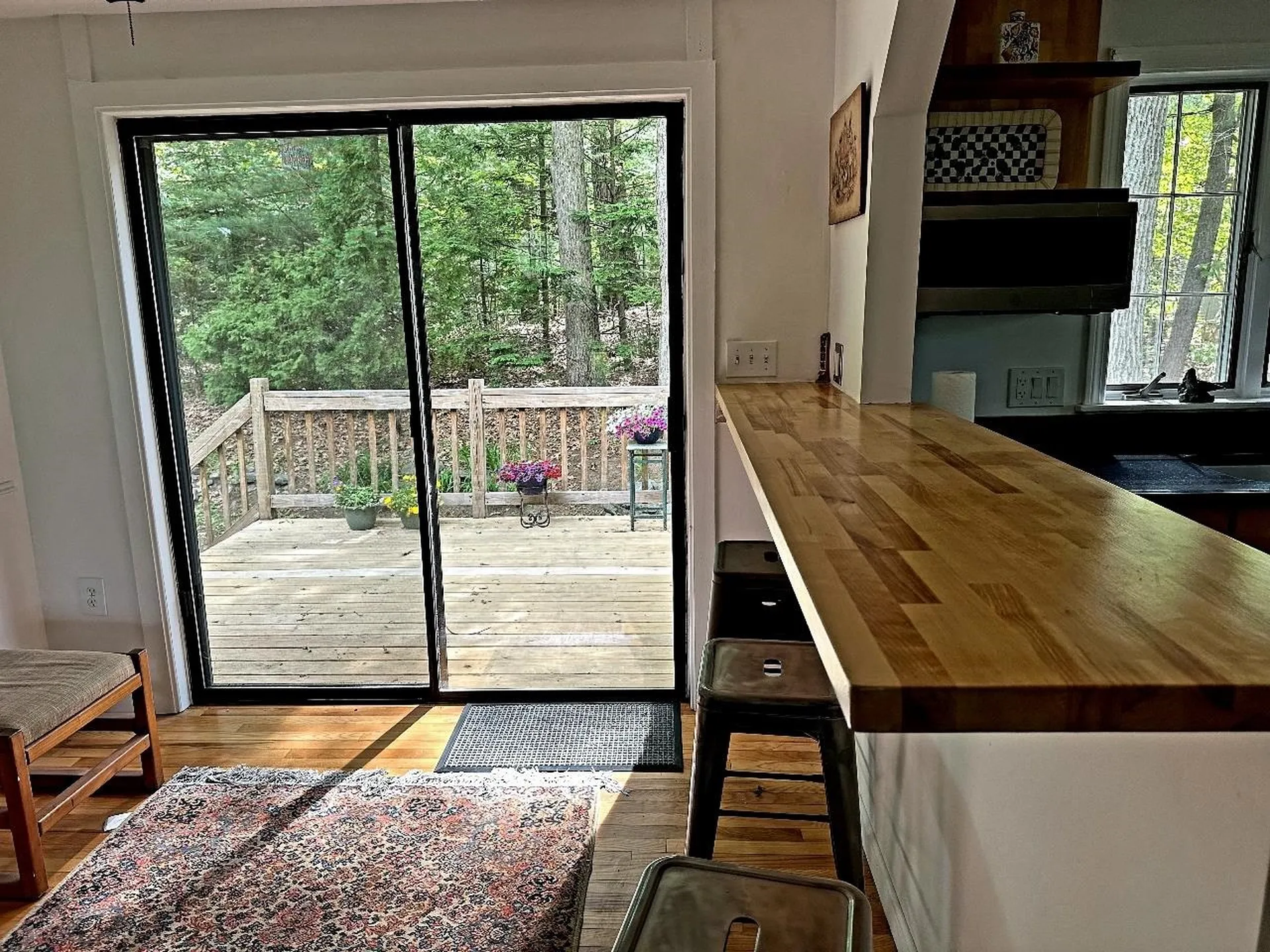 85 Taylor Street Nashua NH 03060