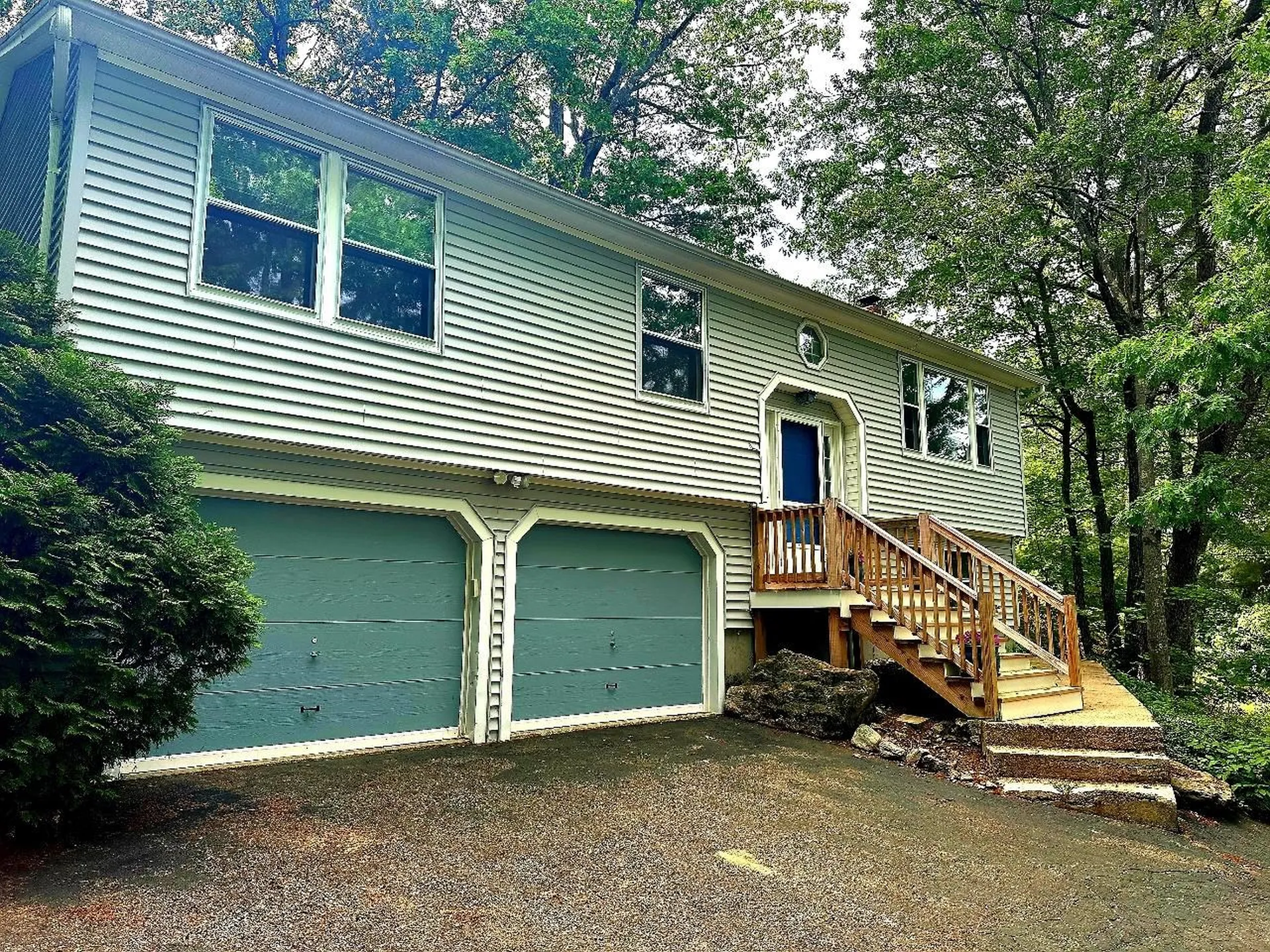 85 Taylor Street Nashua NH 03060