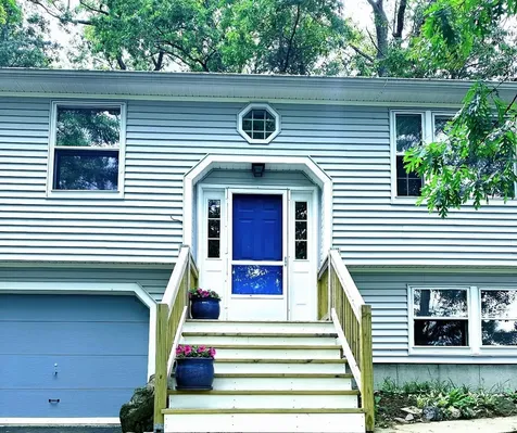 85 Taylor Street Nashua NH 03060