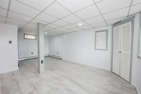 85 Taylor Street Nashua NH 03060