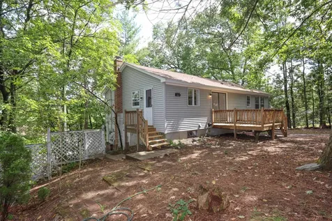 85 Taylor Street Nashua NH 03060
