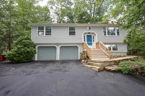 85 Taylor Street Nashua NH 03060