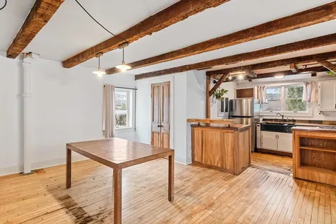 128 East Main Street Richmond VT 05477