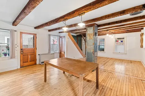 128 East Main Street Richmond VT 05477