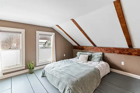 128 East Main Street Richmond VT 05477