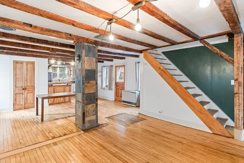 128 East Main Street Richmond VT 05477