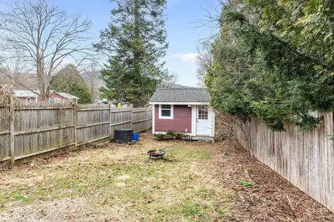 128 East Main Street Richmond VT 05477