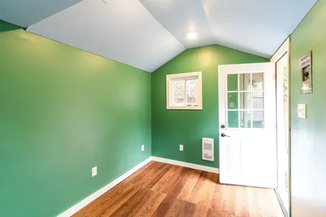 128 East Main Street Richmond VT 05477