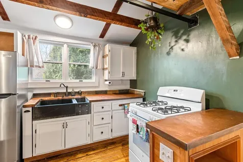 128 East Main Street Richmond VT 05477