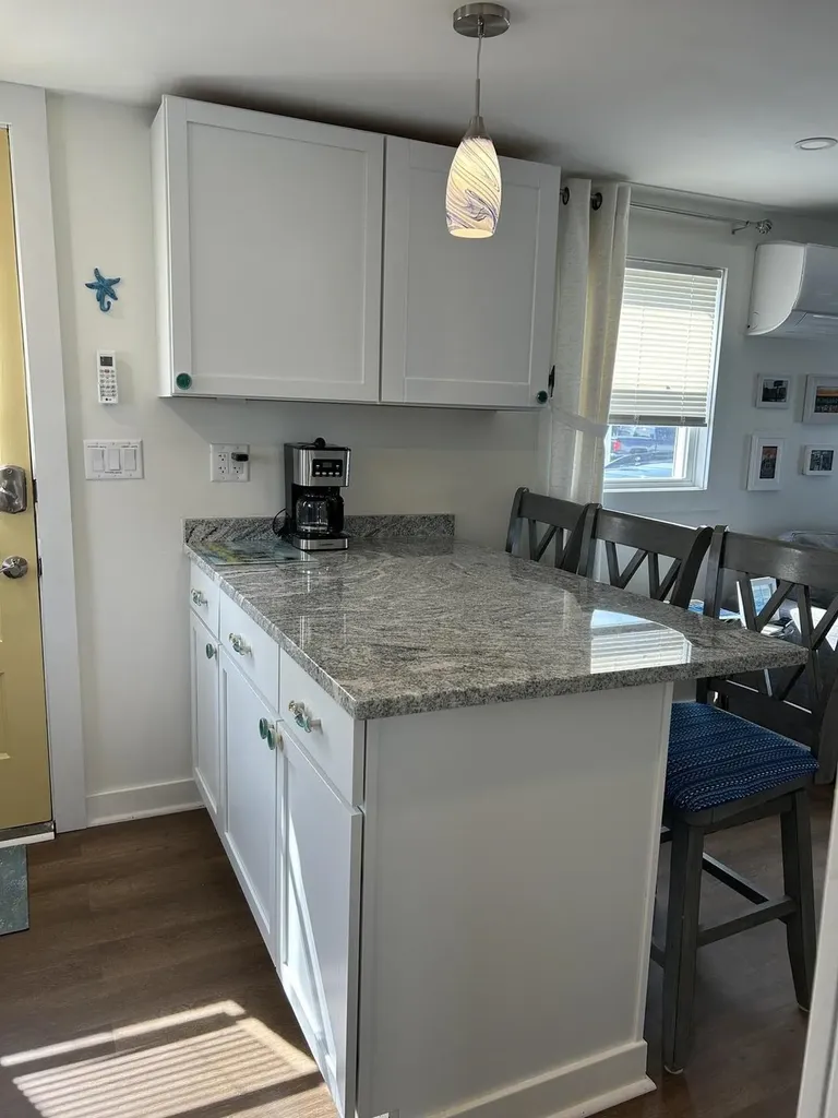 23 Diane Lane Hampton NH 03842