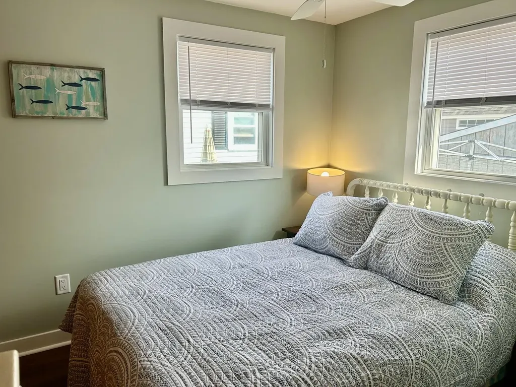 23 Diane Lane Hampton NH 03842