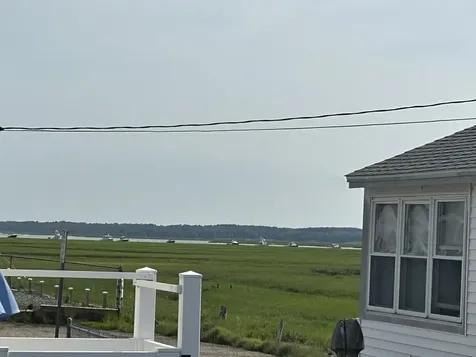23 Diane Lane Hampton NH 03842