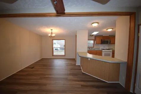 6 George's Lane Fremont NH 03044